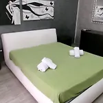 Antadia Terminal Bus Bed & Breakfast